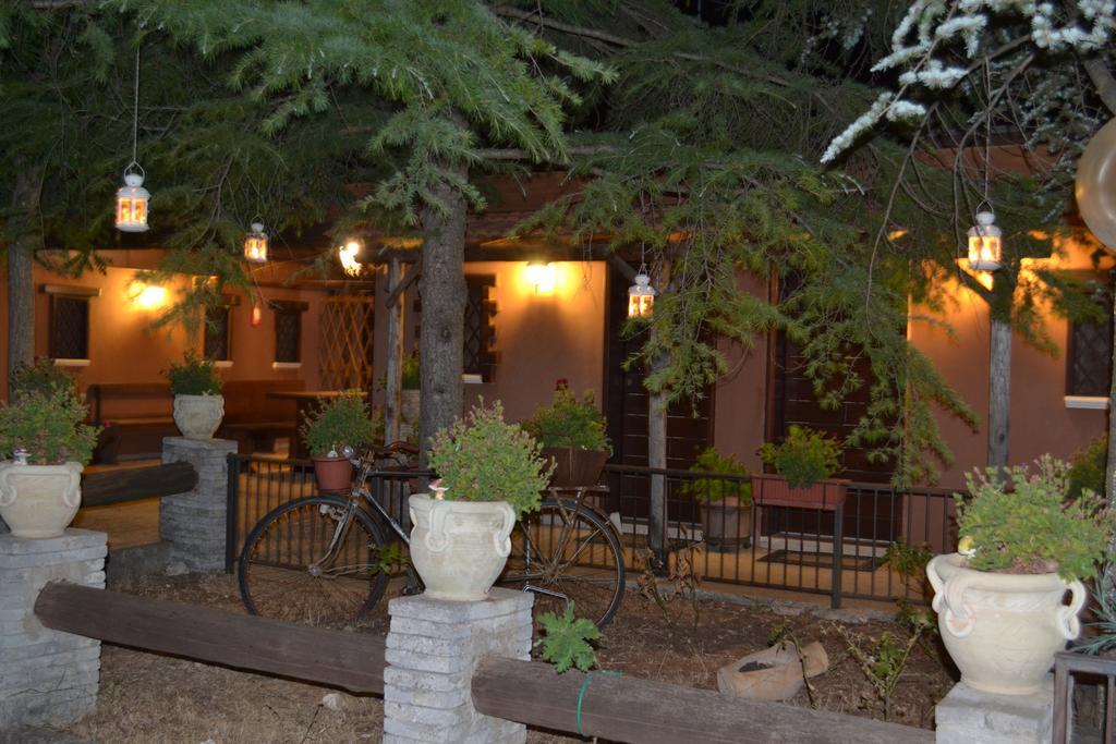 B&B Le Stagioni Castel Del Monte  Buitenkant foto